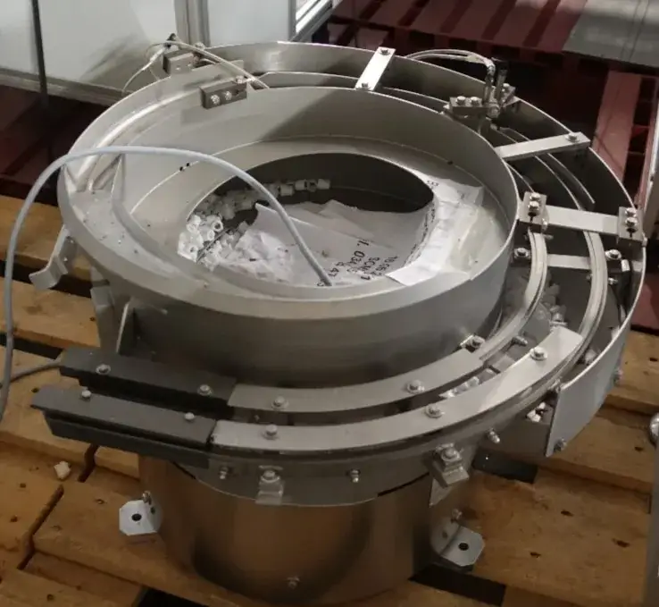 Bowl vibratorio desarmado — referencia de alimentador de piezas